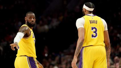 Anthony Davis’ Monster Game Reminds LeBron James of a Lakers Legend