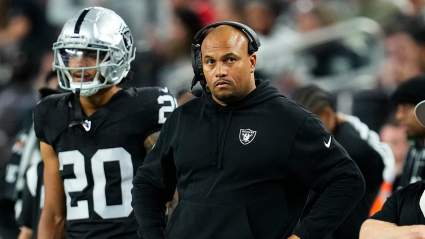 QB Jayden Daniels Shouts-Out Raiders Coach Antonio Pierce in Heisman Speech