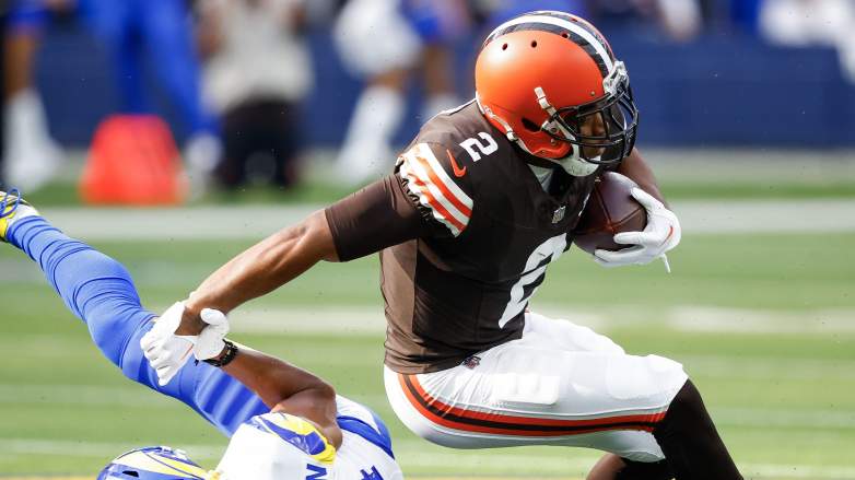 Cleveland Browns receiver Amari Cooper left Sunday's game against the Rams with a concussion.