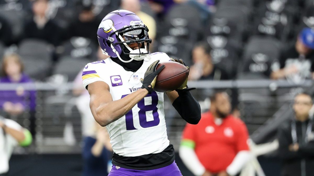 Vikings WR Justin Jefferson Updates Status, Sheds Light On Injury