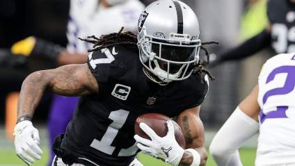 ‘Shocking’ Raiders Trade Proposal Swaps Davante Adams for Top 10 Pick