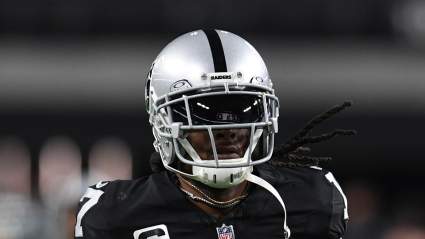 Raiders WR Davante Adams on ‘Watch List’ for Legendary QB in 2024