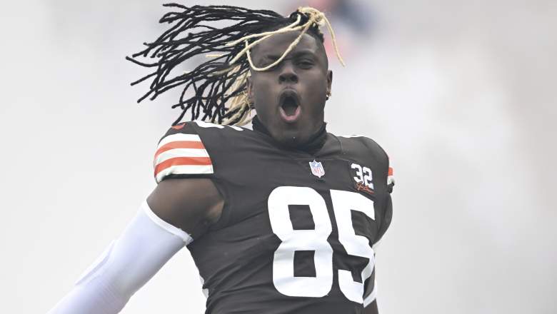 Cleveland Browns tight end David Njoku said his toe injury is all good.