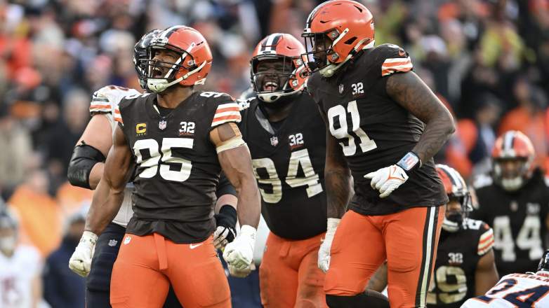Myles Garrett and the Cleveland Browns defense stepped up against the Chicago Bears.