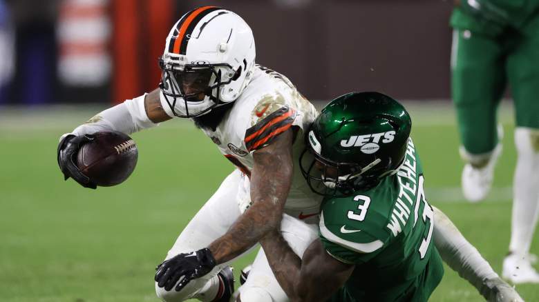 Cleveland Browns receiver Elijah Moore is being urged to retire after suffering a scary concussion against the New York Jets.