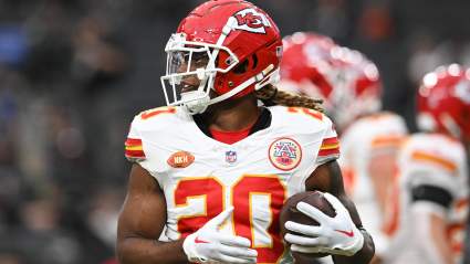 Chiefs Veteran Leader Lets Loose on ‘Bum’ Social Media Critic
