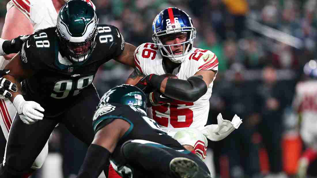 Saquon Barkley's NFL Fine vs. Eagles Draws Ire of Giants Nation