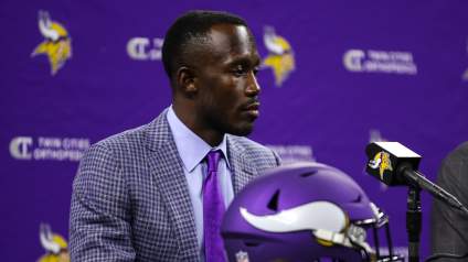 Projected $283 Million QB Wanted Trade to Vikings: Report