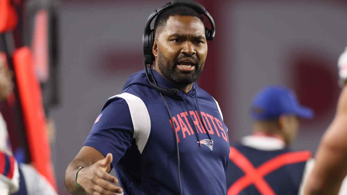 Patriots Coach Jerod Mayo Becomes Franchise's 1st Black HC - Heavy.com