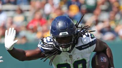 Cowboys Sign Ex-Seahawks Running Back & 6-Foot-3 Receiver Ahead of Playoffs