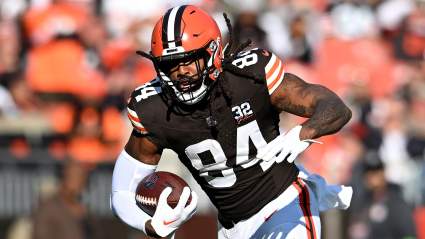 Browns Pass-Catcher Takes Shot at Texans Ahead of Wild Card Clash