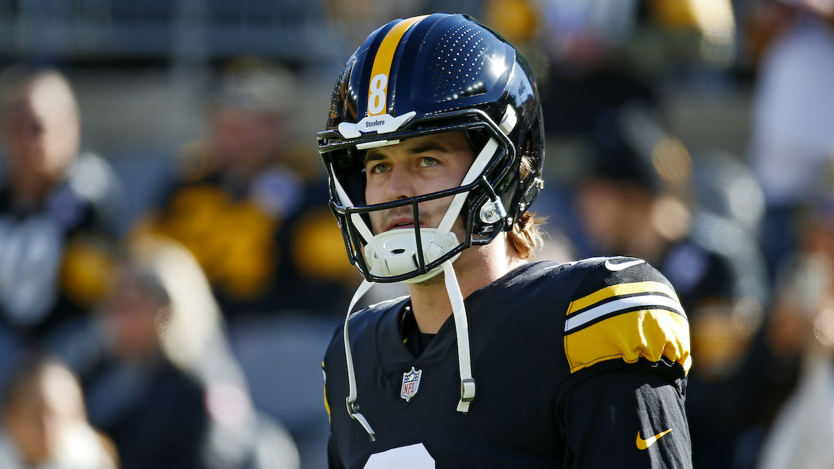 Steelers' Kenny Pickett Goes Off On Week 17 Backup QB Rumor