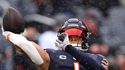 Trade Proposal Lands Raiders Potential Franchise QB for 3rd-Round Pick