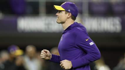 Vikings Trade Pitch Nets Rival $19 Million QB for 1st-Round Pick