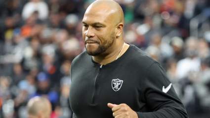 Raiders Antonio Pierce Set to Add Super Bowl Champ: Report