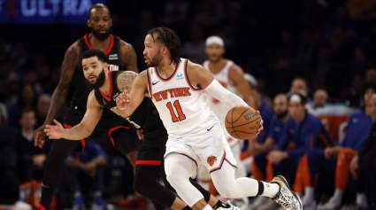 Knicks Have ‘Internal Interest’ in Ex-NBA Champ for Backcourt Help: Report