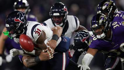 Ravens LB Roquan Smith Sends Message to Texans After Victory