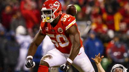 Dolphins Sign Pass Rusher Who Achieved 78.5 Sacks With Chiefs: Report