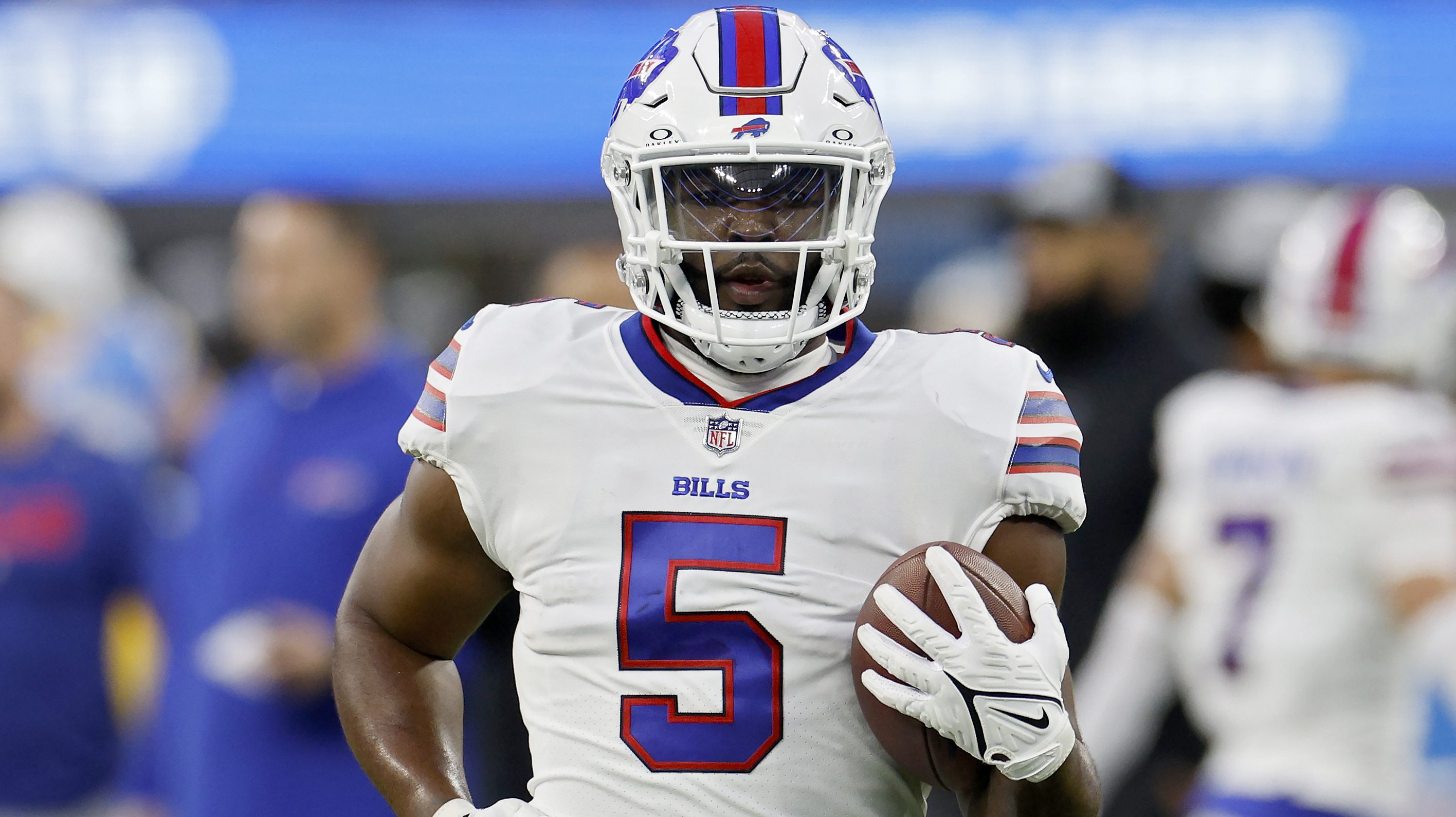 Insider Explains Why Bills Kept RB Leonard Fournette Off Playoff Roster