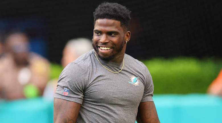 Tyreek Hill Drops One-Liner Upon Arrival at Chiefs vs. Dolphins