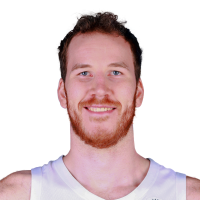 Jakob Poeltl's headshot