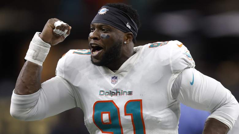 Chiefs pushed to sign Emmanuel Ogbah after Dolphins release.