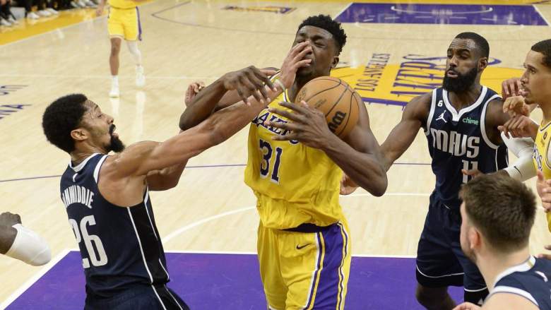 Spencer Dinwiddie joins Lakers