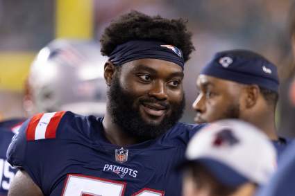 Patriots O-Lineman Fires Agents Prior to Hitting Free Agency