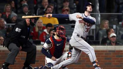 Phillies Projected to Trade for Former All-MLB, Gold-Glove Outfielder