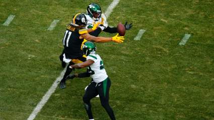 Steelers Urged to Sign Safety Who Picked Off Kenny Pickett’s 1st Pass