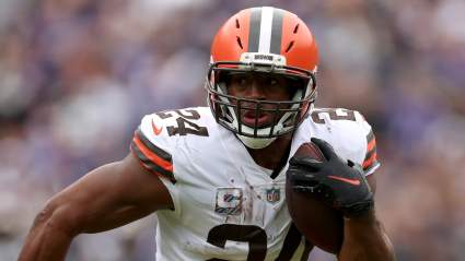 Browns Set to Meet With Nick Chubb on Future Amid Cut Rumors