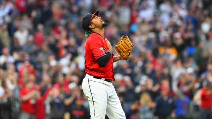 Blockbuster Trade Proposal Sends 2-Time All-Star Closer to Dodgers