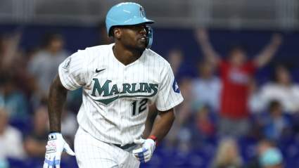 Giants ‘In Talks’ With Former 40 HR Slugger: Report