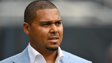 Bears’ Trade Proposal With Desperate AFC Squad Lands Team All-Pro DB, Draft Picks