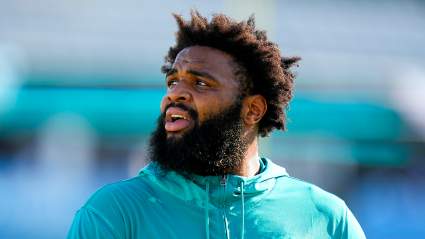 Raiders Told to Consider $87.5 Million Contract for Star Free Agent Defender