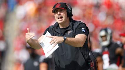 Steelers Predicted to Sign Arthur Smith WR Fit
