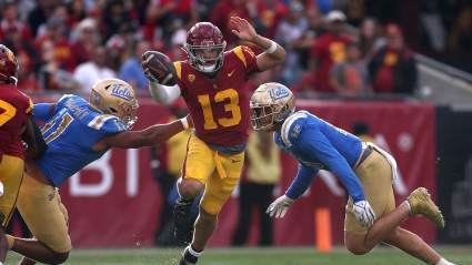 Commanders Trade Pitch Sends 2 1st-Round Picks and More to Bears for No. 1 Pick