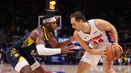 Knicks Land 2 Talented Scorers From Pistons at Trade Deadline