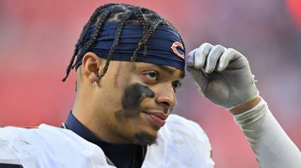 Bears Float New Plan for QB Justin Fields, Top Draft Pick: Report