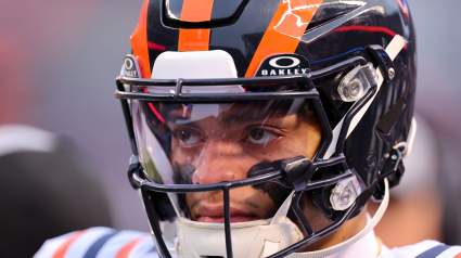 Justin Fields’ Former WRs Issue Strong Warning to Bears Against Trading QB