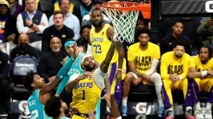 Lakers PG D’Angelo Russell Floated in 3 Separate Trade Talks: Report