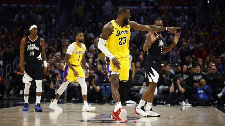 Lakers star LeBron James points to bench