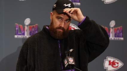 Chiefs’ Travis Kelce Sends ‘Heartbroken’ Message to KC After Parade Shooting