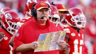 Chiefs Signing ‘Enticing’ Offensive Toy for Andy Reid: ‘This Should Be Fun’