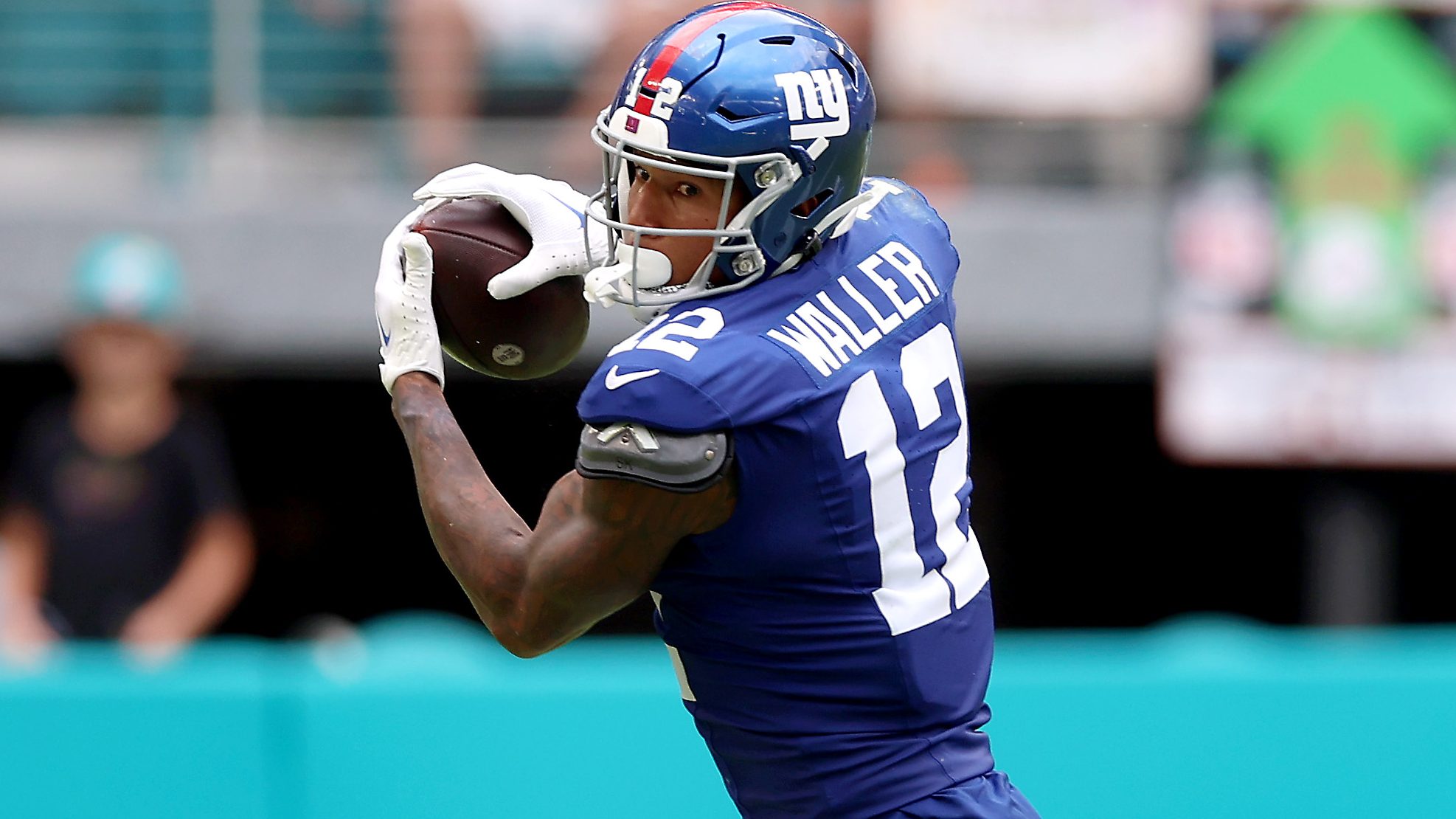 Giants TE Darren Waller Breaks Silence On Retirement Rumors