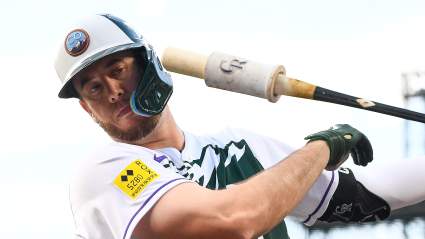 Red Sox Cut Ties With Former 30-HR All-Star Slugger