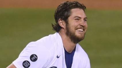 Yankees Make Definitive Call on Pursuing ‘Headache’ Ex-Cy Young RHP: Insider