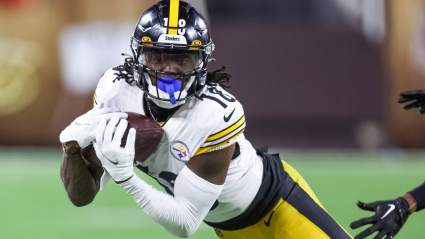 Trade Proposal Sends Chiefs a 27-Year-Old WR in Exchange for 2 Draft Picks