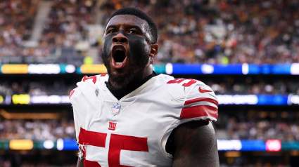 Vikings Sign Edge Rusher Who Was a Menace to Aaron Rodgers