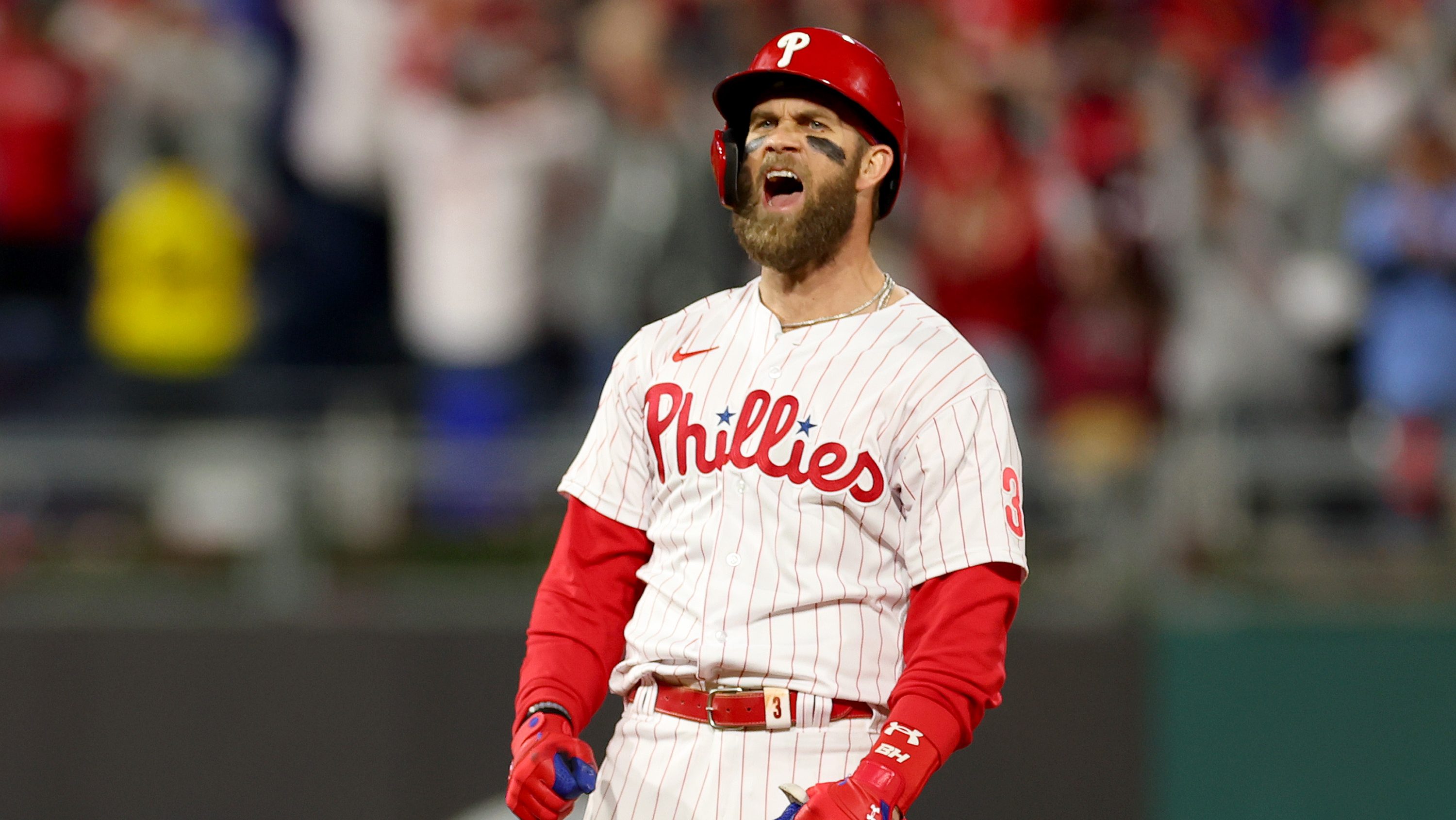 Phillies Superstar Bryce Harper Could Want Extension